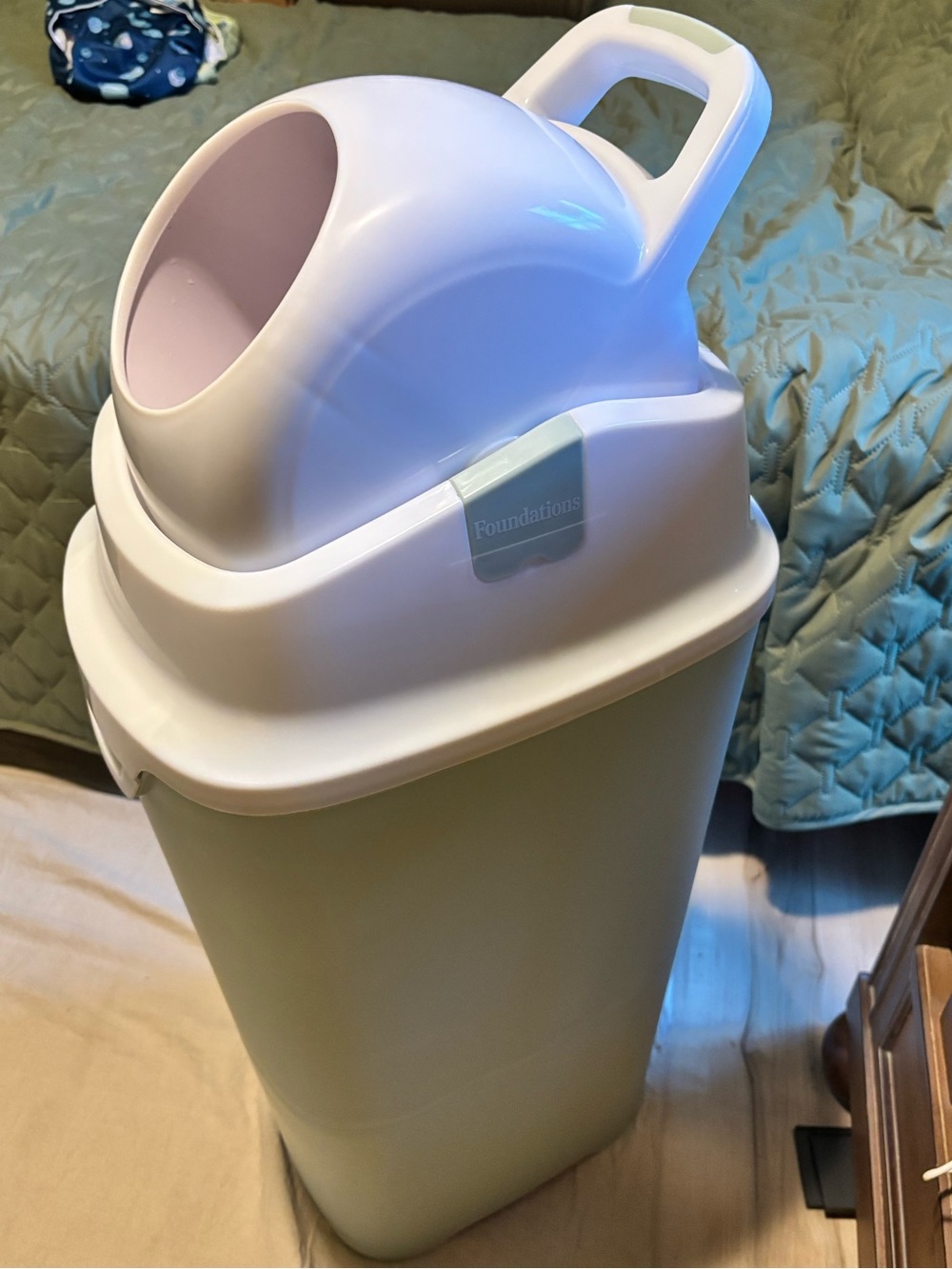 Foundations Tall Diaper Pail heavy duty Green NEW odorless airtight